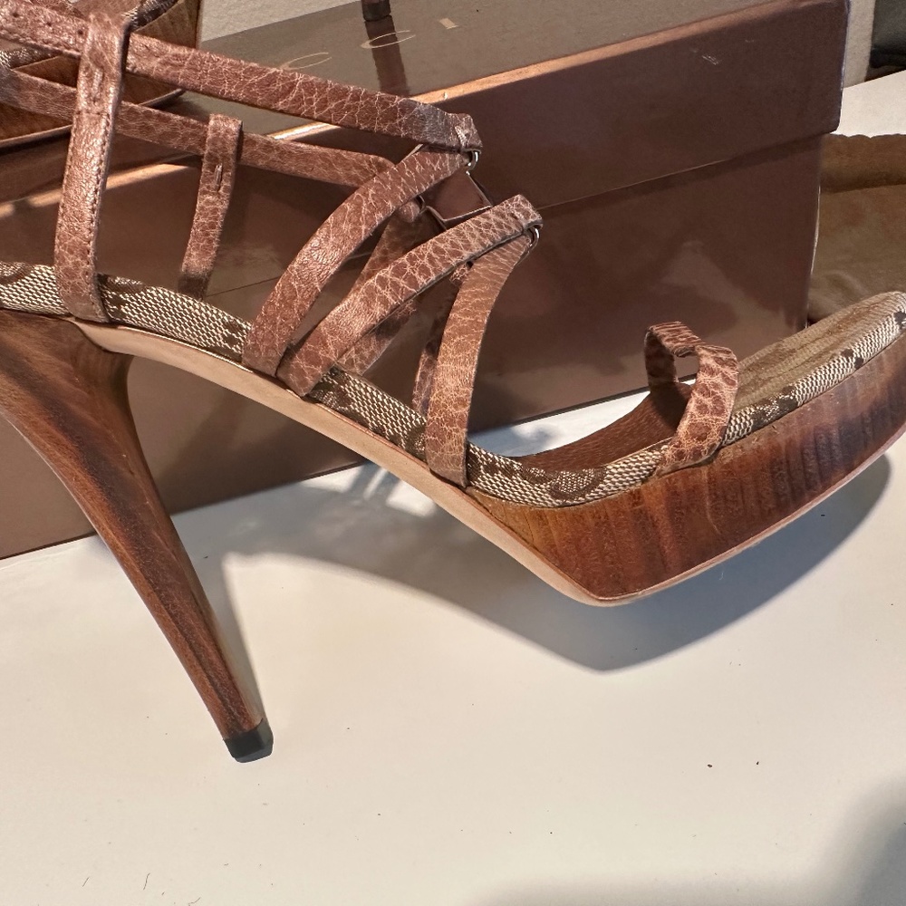 Gucci platform sandals
